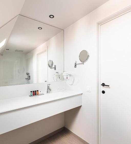 스탠다드 룸, Salons Denotter