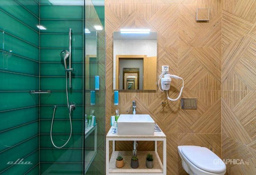 غرفة قياسية مزوَّدة بشُرفة, 103 Alpine