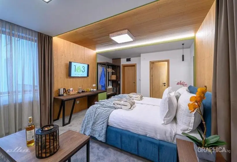 Junior Suite, 103 Alpine