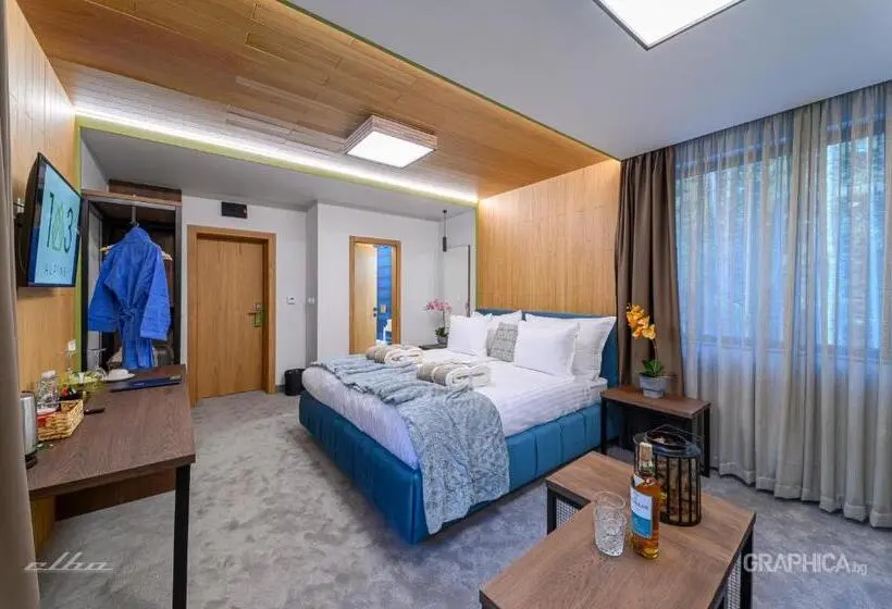 Junior Suite, 103 Alpine