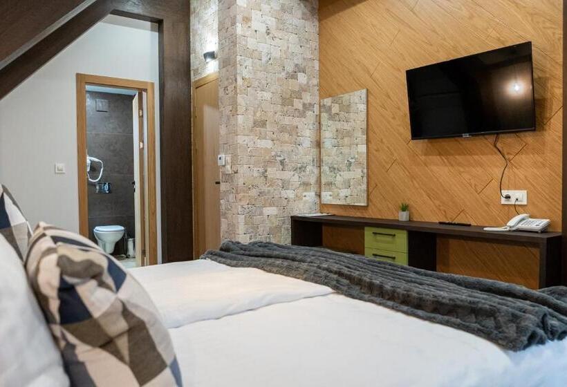 فيلا غرفتين نوم, 103 Alpine