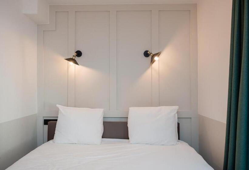 디럭스 스튜디오, Mr.lewis  Rotterdam