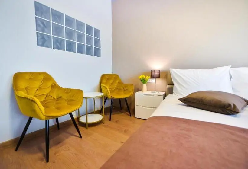 プールビュースタンダードルーム, Casa Miralago Boutique Adults Only