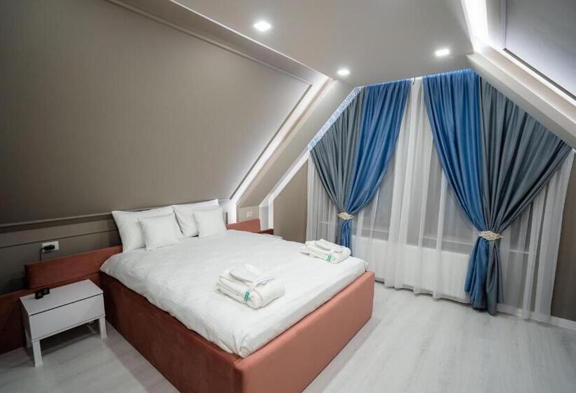 جناح جونيور, Shimresidence Luxury