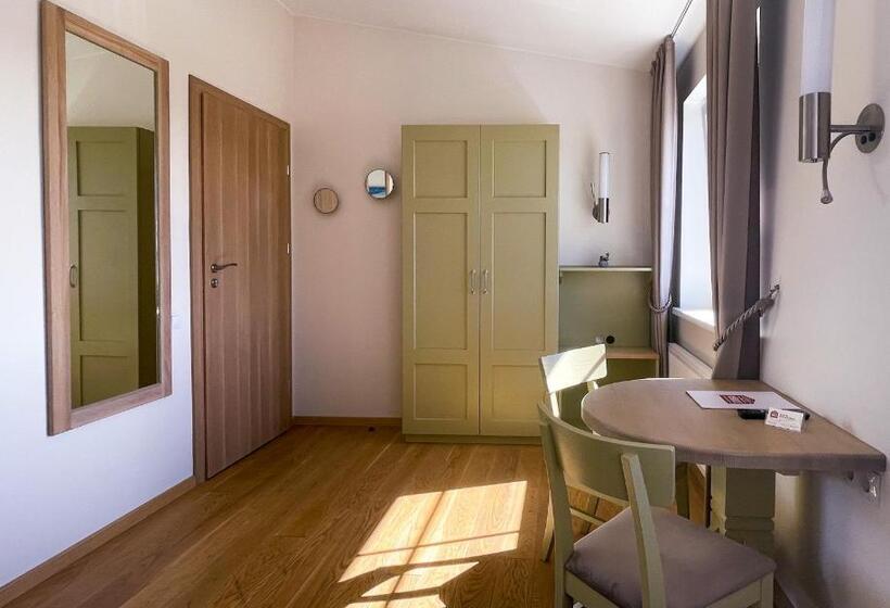 اتاق لوکس, 1912 Bed & Breakfast