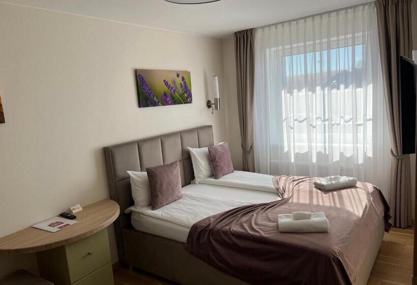 اتاق استاندارد با سرویس بهداشتی مشترک, 1912 Bed & Breakfast