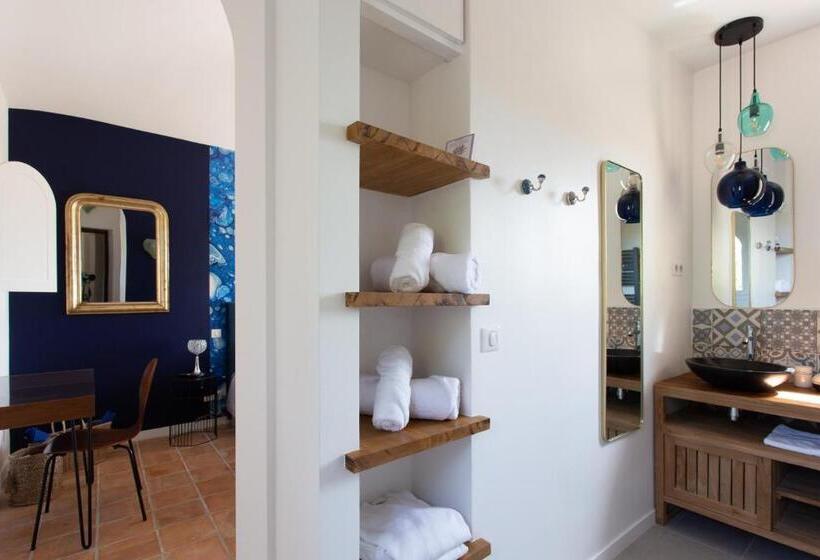 Номер Стандарт с Террасой, Le Domaine Des Mûriers   Charme, Chic, Calme En Provence Côte D Azur