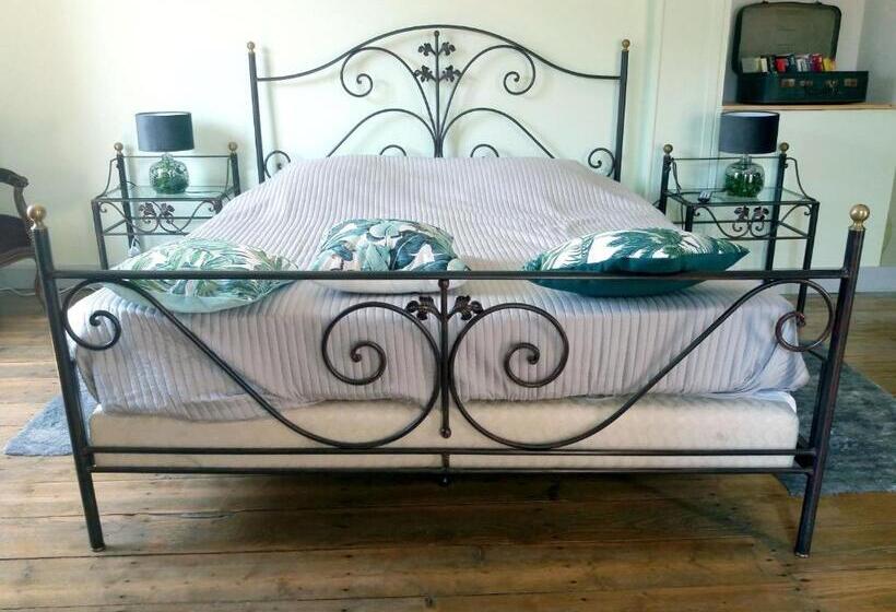 غرفة قياسية مطلة على الجبل, Les Terrasses De Saillans