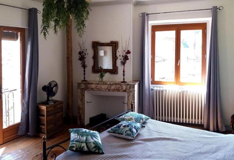 غرفة قياسية مطلة على الجبل, Les Terrasses De Saillans