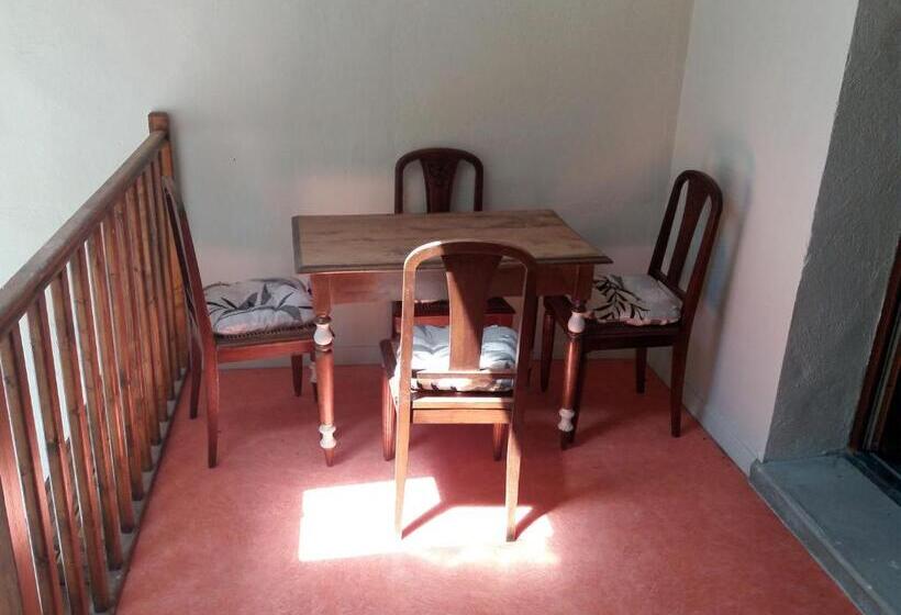 غرفة قياسية, Les Terrasses De Saillans