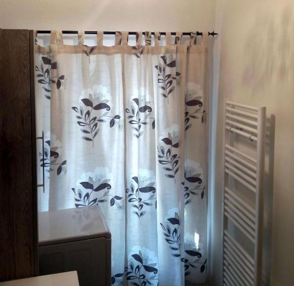 غرفة قياسية, Les Terrasses De Saillans