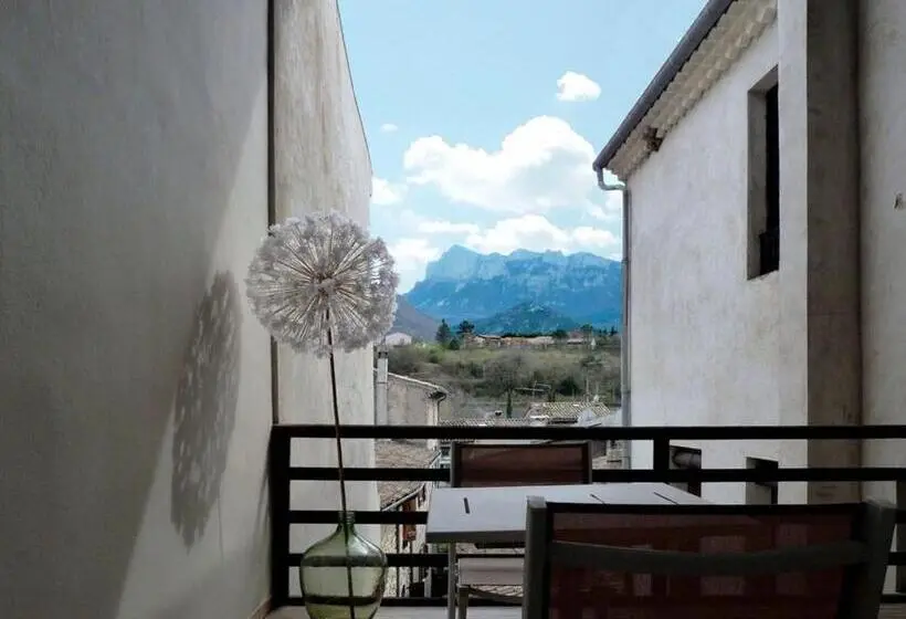 スタンダードインサイドビュールーム, Les Terrasses De Saillans