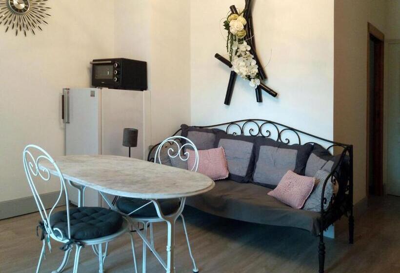 غرفة قياسية داخلية, Les Terrasses De Saillans