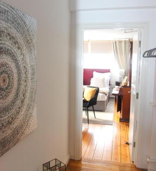 اتاق لوکس, The Bank Hotel & Bistro