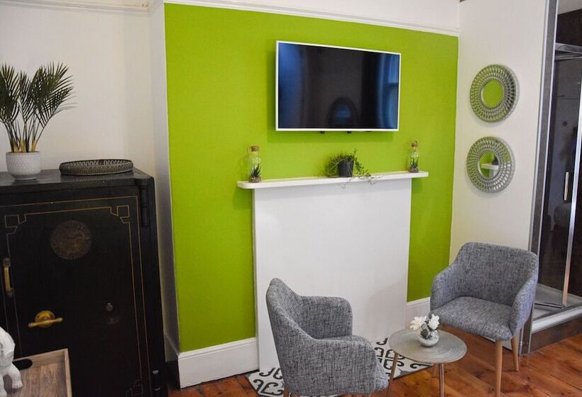 اتاق استاندارد, The Bank Hotel & Bistro