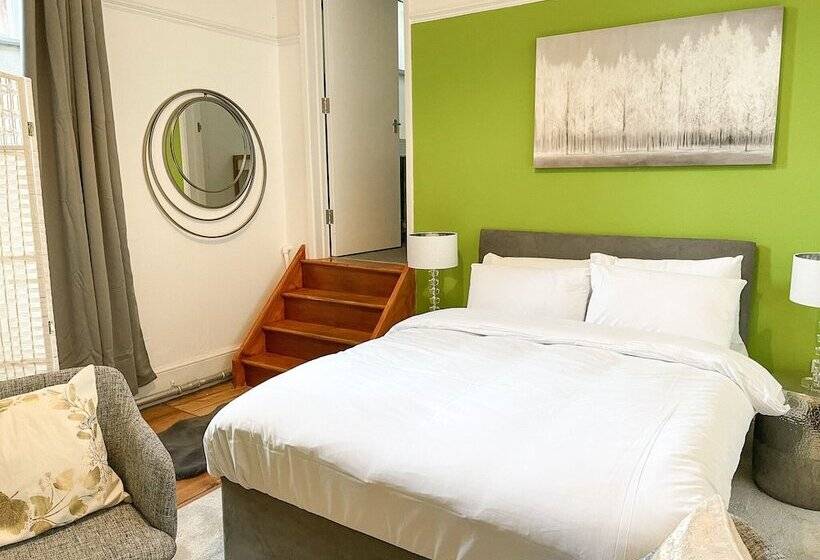 اتاق استاندارد, The Bank Hotel & Bistro