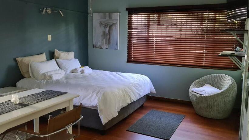 标准间, Emmaus Double Room