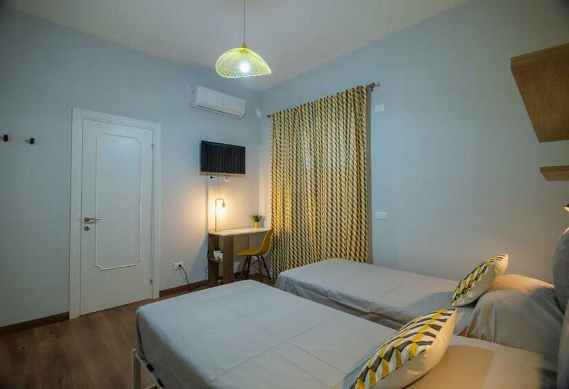 スタンダードルーム, Locazione Turistica A Monterotondo