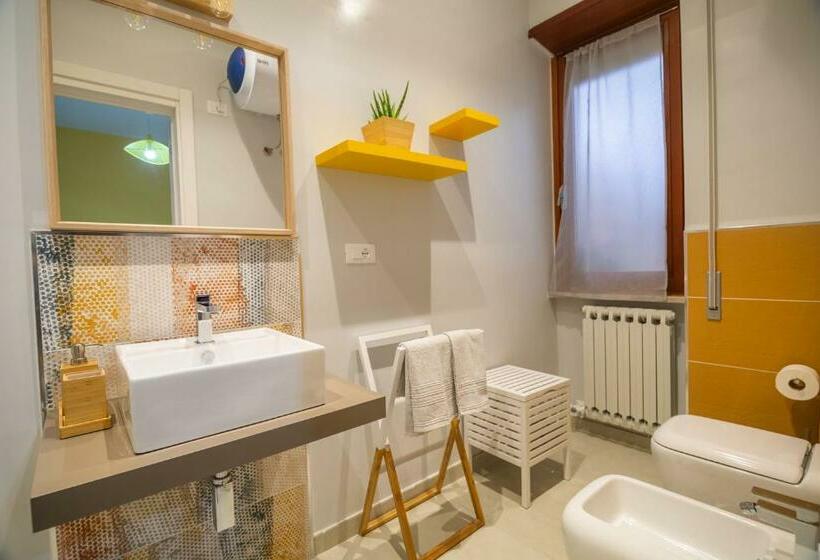 スタンダードルーム, Locazione Turistica A Monterotondo