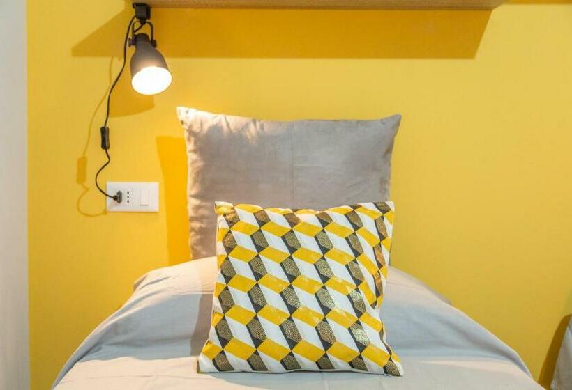 スタンダードルーム, Locazione Turistica A Monterotondo