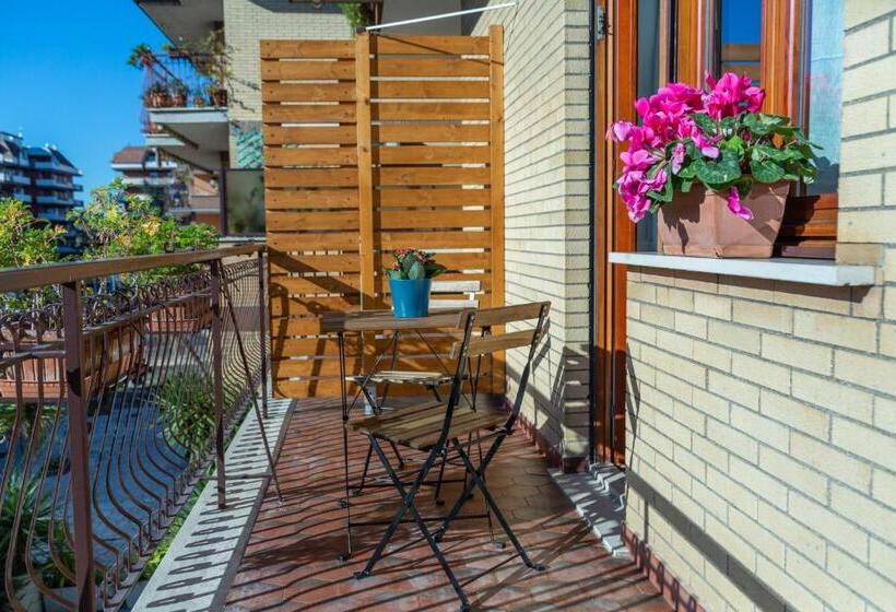 スタンダードトリプルルーム, Locazione Turistica A Monterotondo