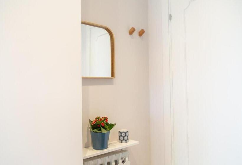 スタンダードトリプルルーム, Locazione Turistica A Monterotondo