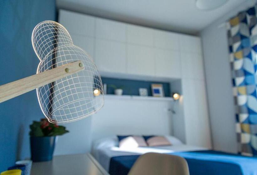 スタンダードトリプルルーム, Locazione Turistica A Monterotondo