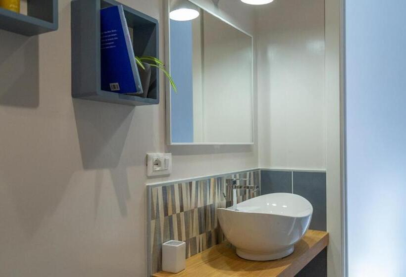 スタンダードトリプルルーム, Locazione Turistica A Monterotondo