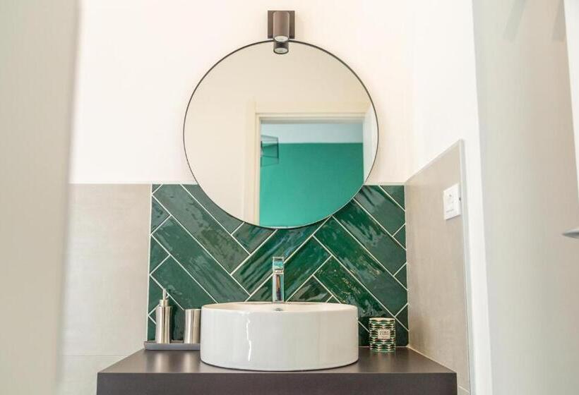 バルコニー付きスタンダードトリプルルーム, Locazione Turistica A Monterotondo