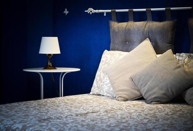 غرفة قياسية مطلّة علي البحيرة, Villa Forti