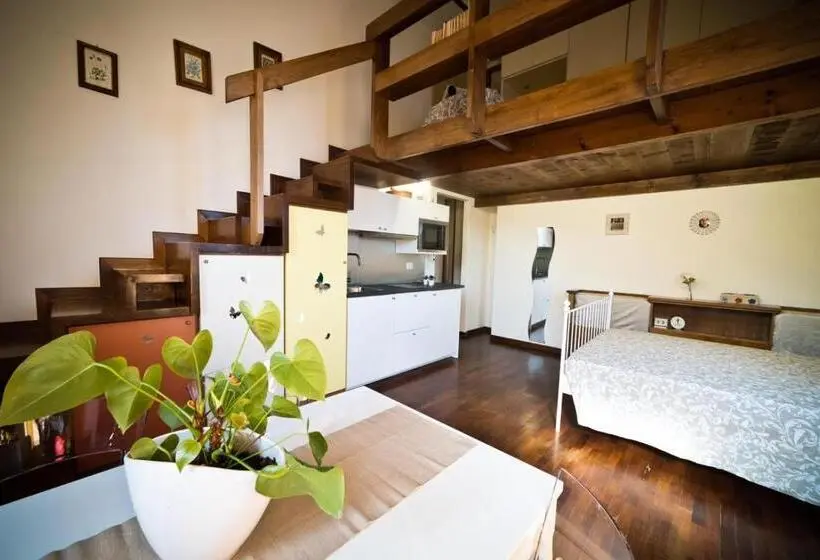 レイクビューデラックスルーム, Villa Forti