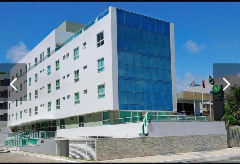 Standard Studio, Flat Vista Mar