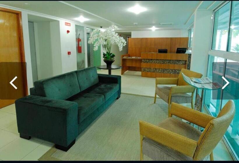 Standard Studio, Flat Vista Mar