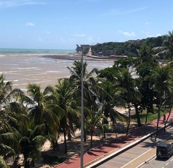 Standard Studio, Flat Vista Mar