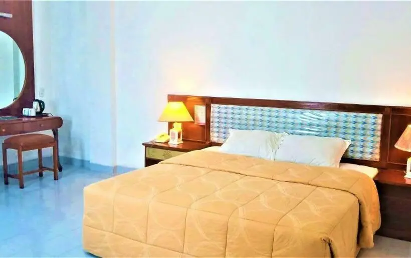اتاق لوکس, Wisata Indah Sibolga