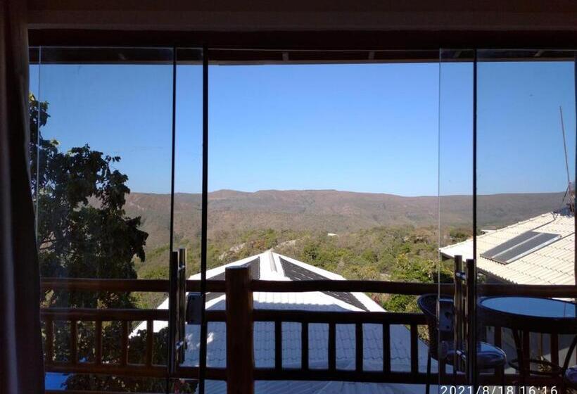 带阳台的三人标准间, Villa Tereza