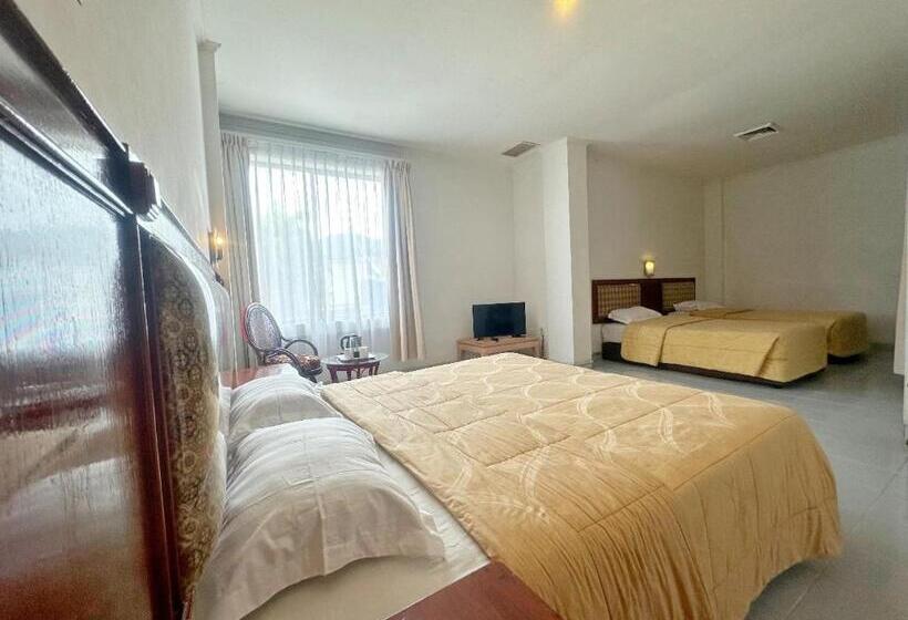 جناح عائلي, Wisata Indah Sibolga