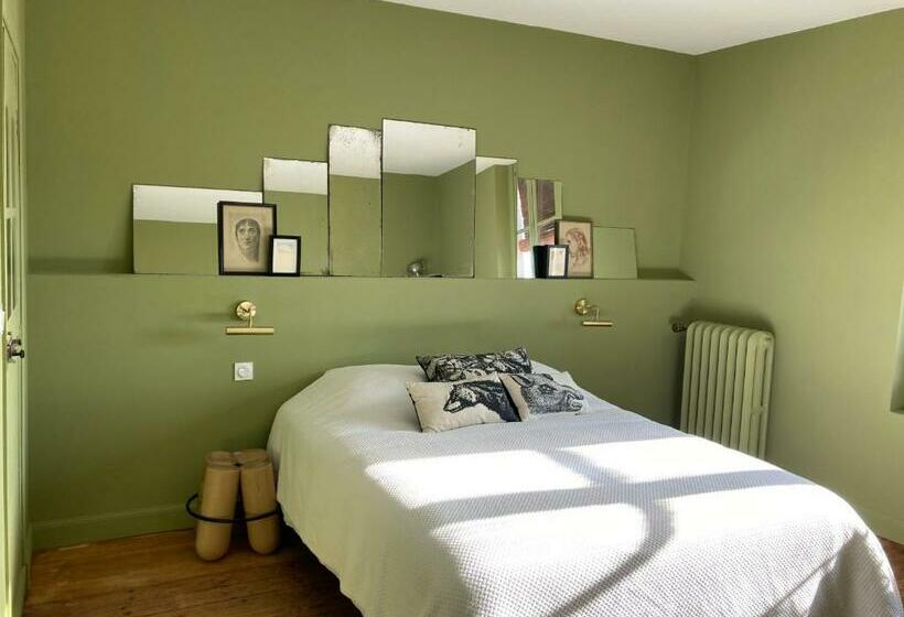 חדר סטנדרט עם מיטת קינג, Au Petit Thouars