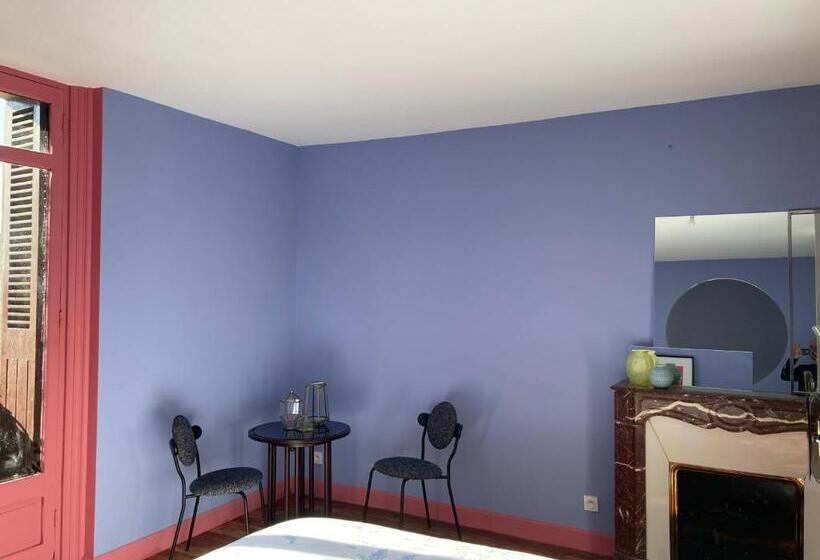 חדר דלוקס, Au Petit Thouars