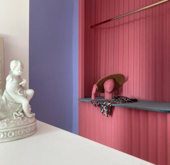 חדר דלוקס, Au Petit Thouars