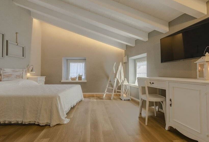 스탠다드 룸, Il Cantuccio Sul Garda   Relais Di Charme