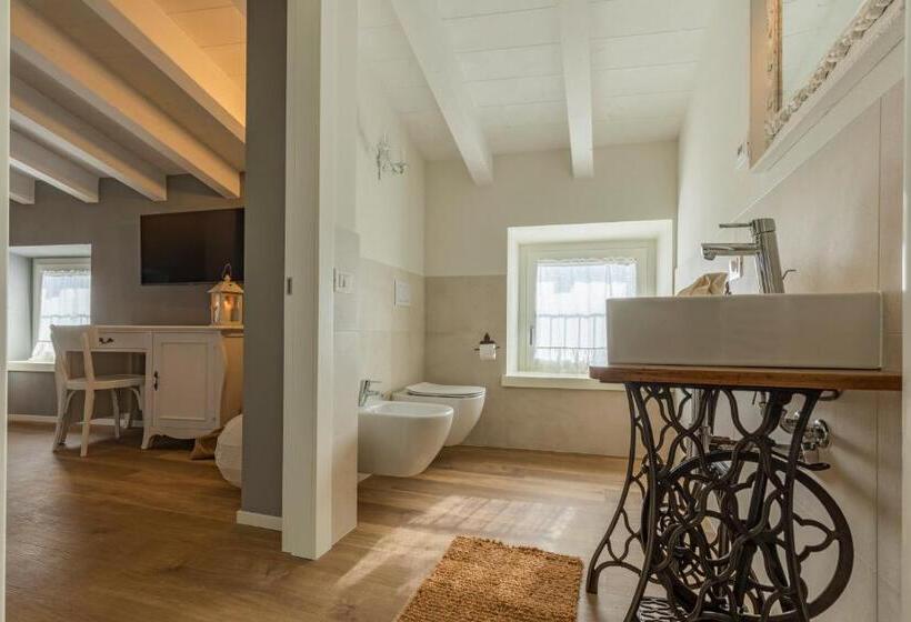 스탠다드 룸, Il Cantuccio Sul Garda   Relais Di Charme