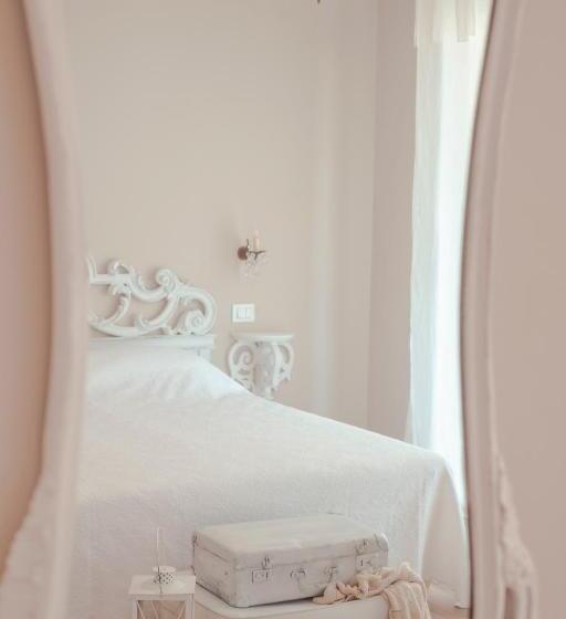 סוויטה נוף לבריכה, Il Cantuccio Sul Garda   Relais Di Charme