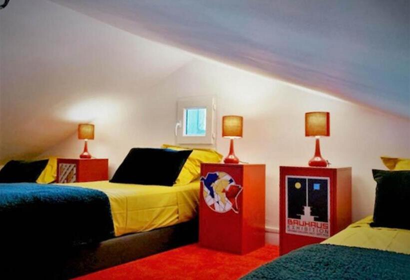 غرفة عائلية, Un Je Ne Sais Quoi De Paradis