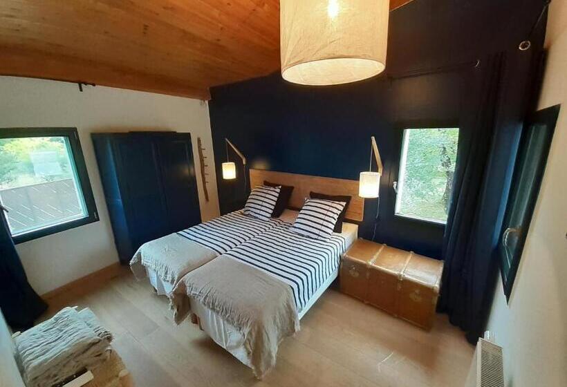 غرفة قياسية رباعية, Un Je Ne Sais Quoi De Paradis