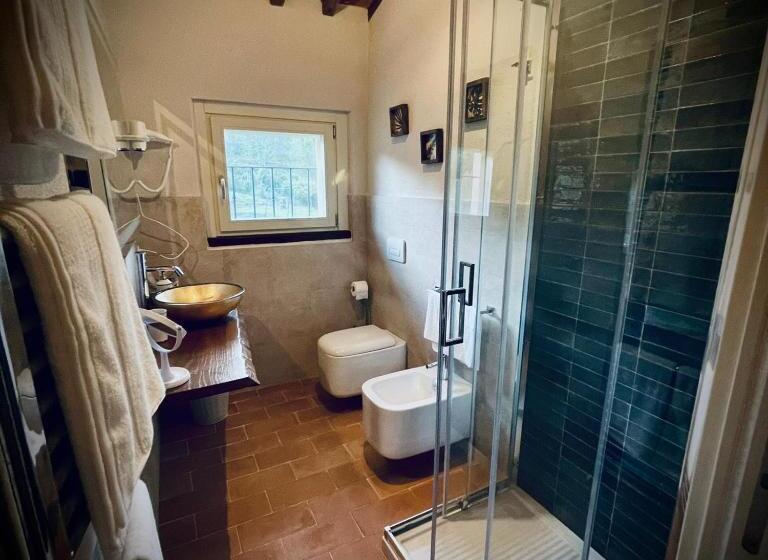 带大床的标准间, La Valle B&b