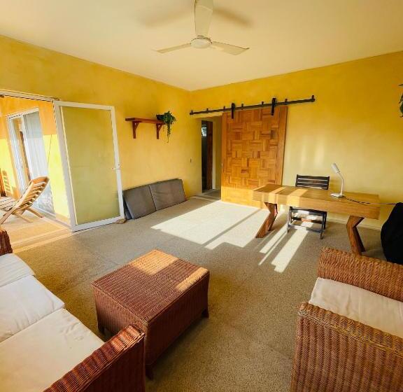 וילה עם חדר שינה אחד ובריכת שחיה, Villa Bonobo Coliving