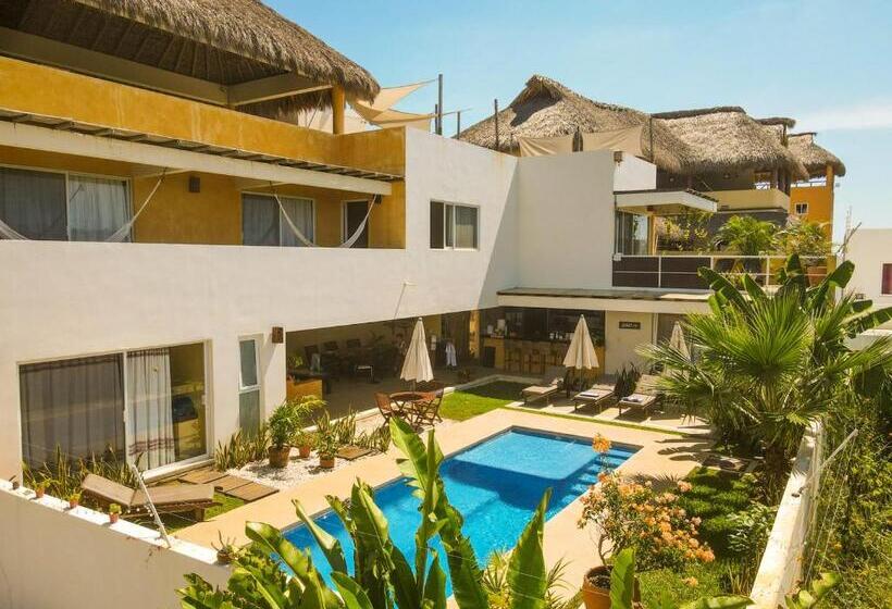 וילה עם חדר שינה אחד ובריכת שחיה, Villa Bonobo Coliving