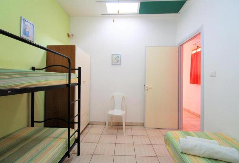 דירת חדר בקומת קרקע, Villetta Climatizzata Mar