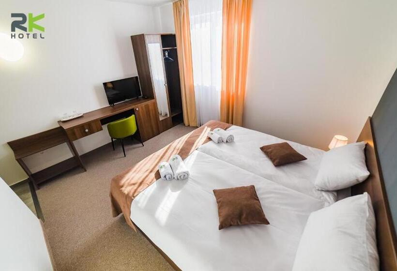 חדר דלוקס, Rk